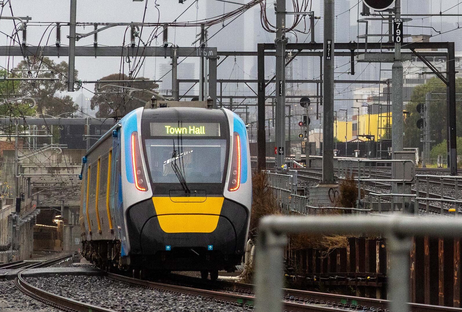 Victoria’s halved public transport fares: capacity and operations lens for engineers