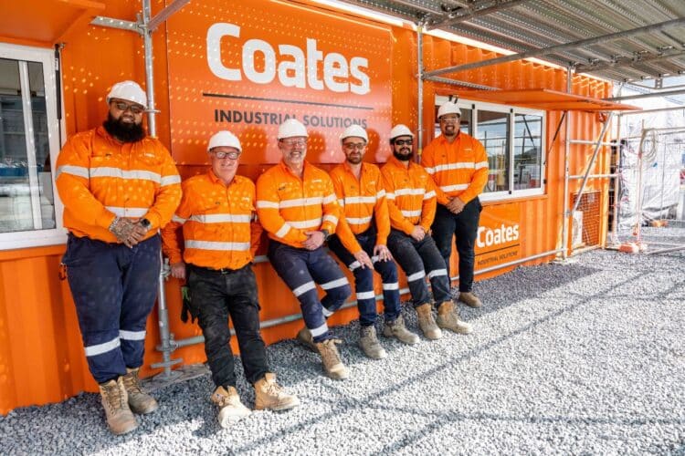 How do equipment hire providers help heavy industries deliver successful shutdowns at their plants and sites?