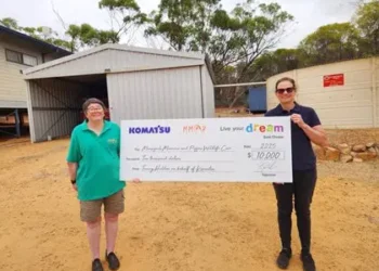 When Tracey Halden applied for Komatsu’s Live Your Dream program, she knew exactly where she wanted to focus her energy: helping those who dedicate their lives to rescuing and rehabilitating Australia’s native wildlife.