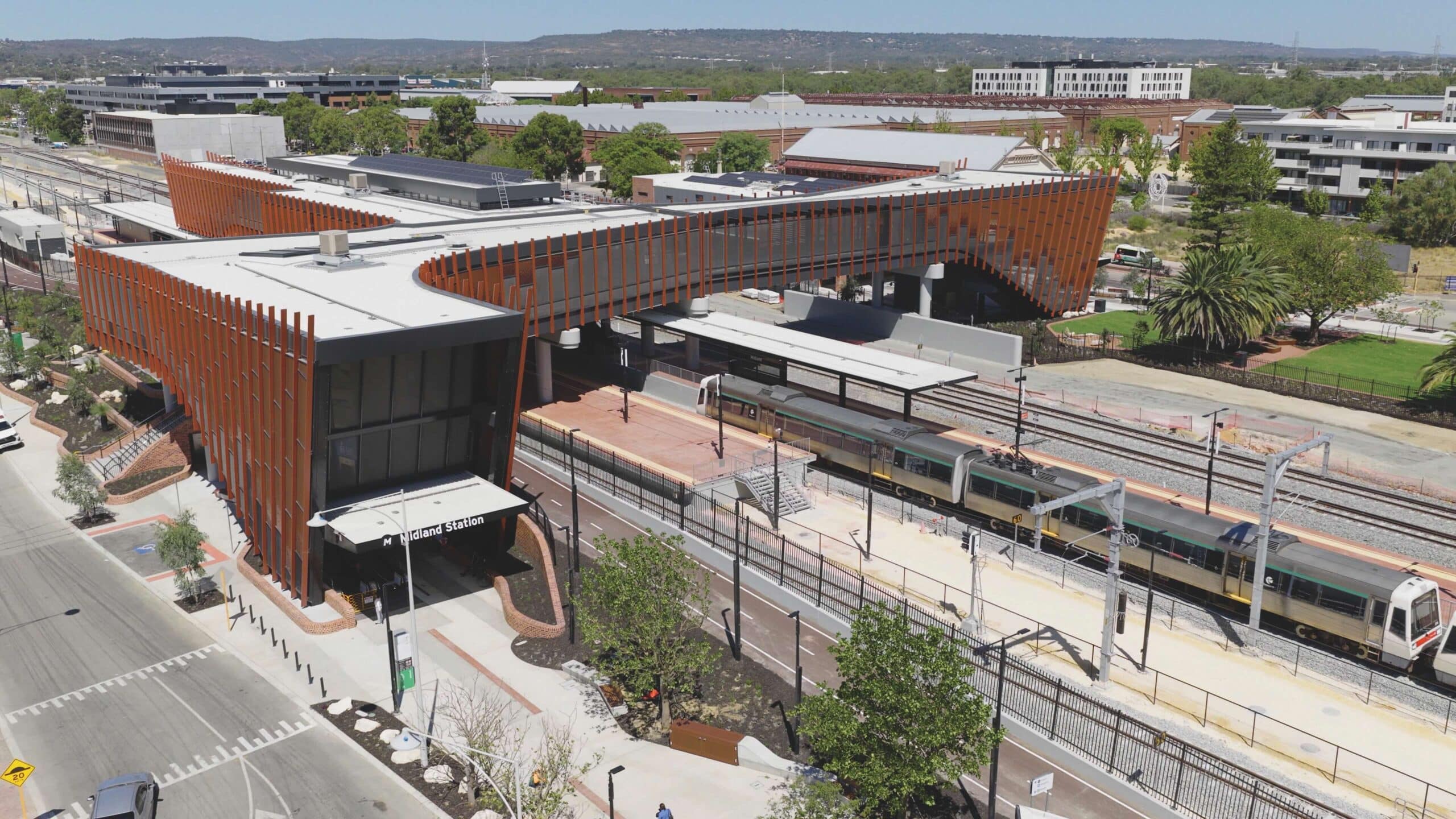 Georgiou at New Midland Station: brownfield rail delivery lessons for engineers