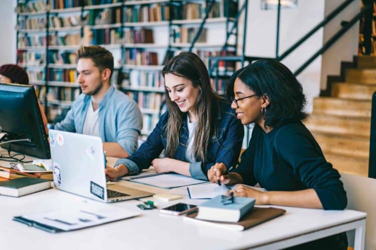 Geotab’s hub on Swinburne’s campus in Melbourne acts as a national centre for AI-enabled transport innovation. Images: Geotab