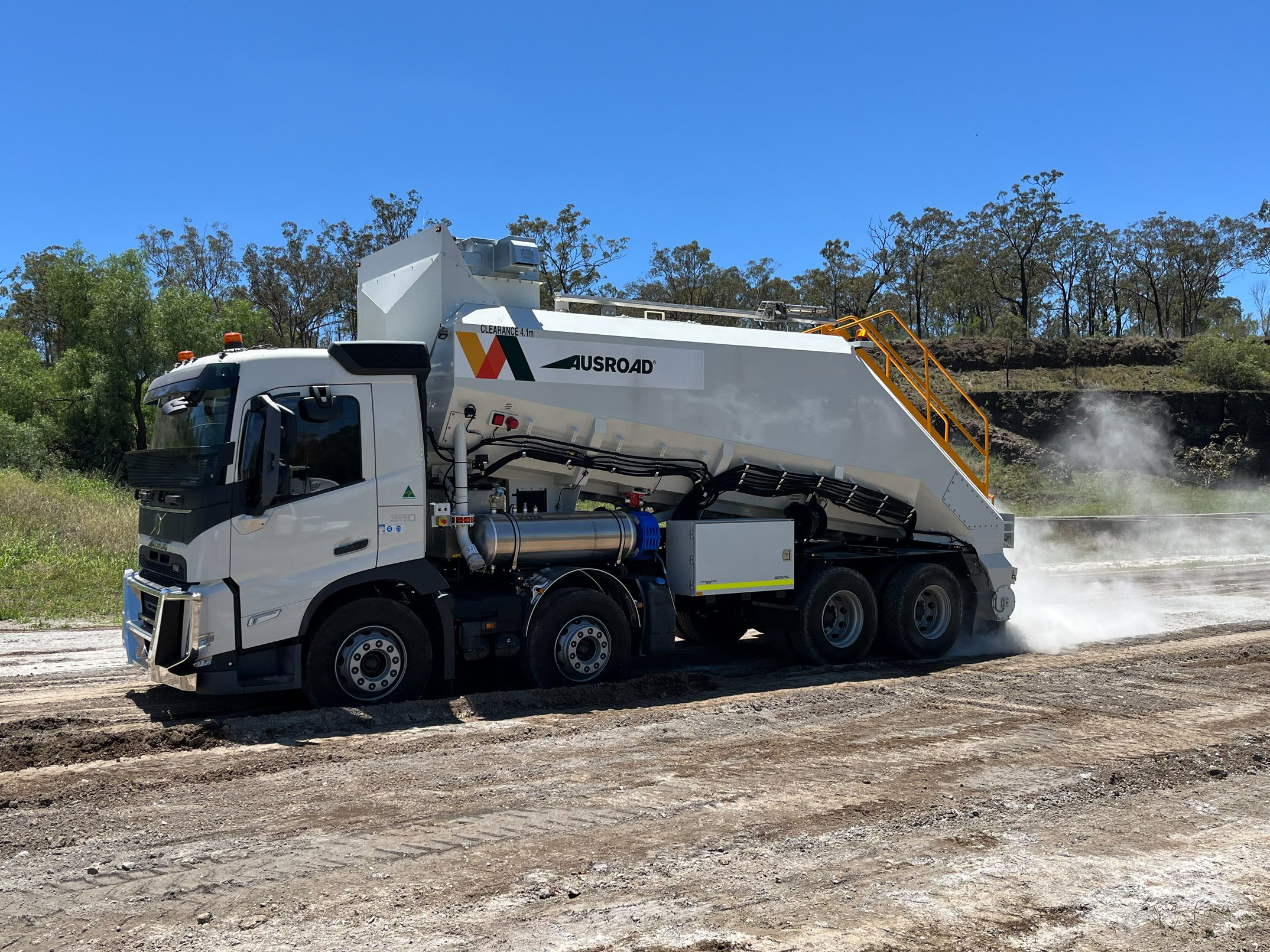 AUSROAD Powder Spreader: dosage control and safety notes for road engineers