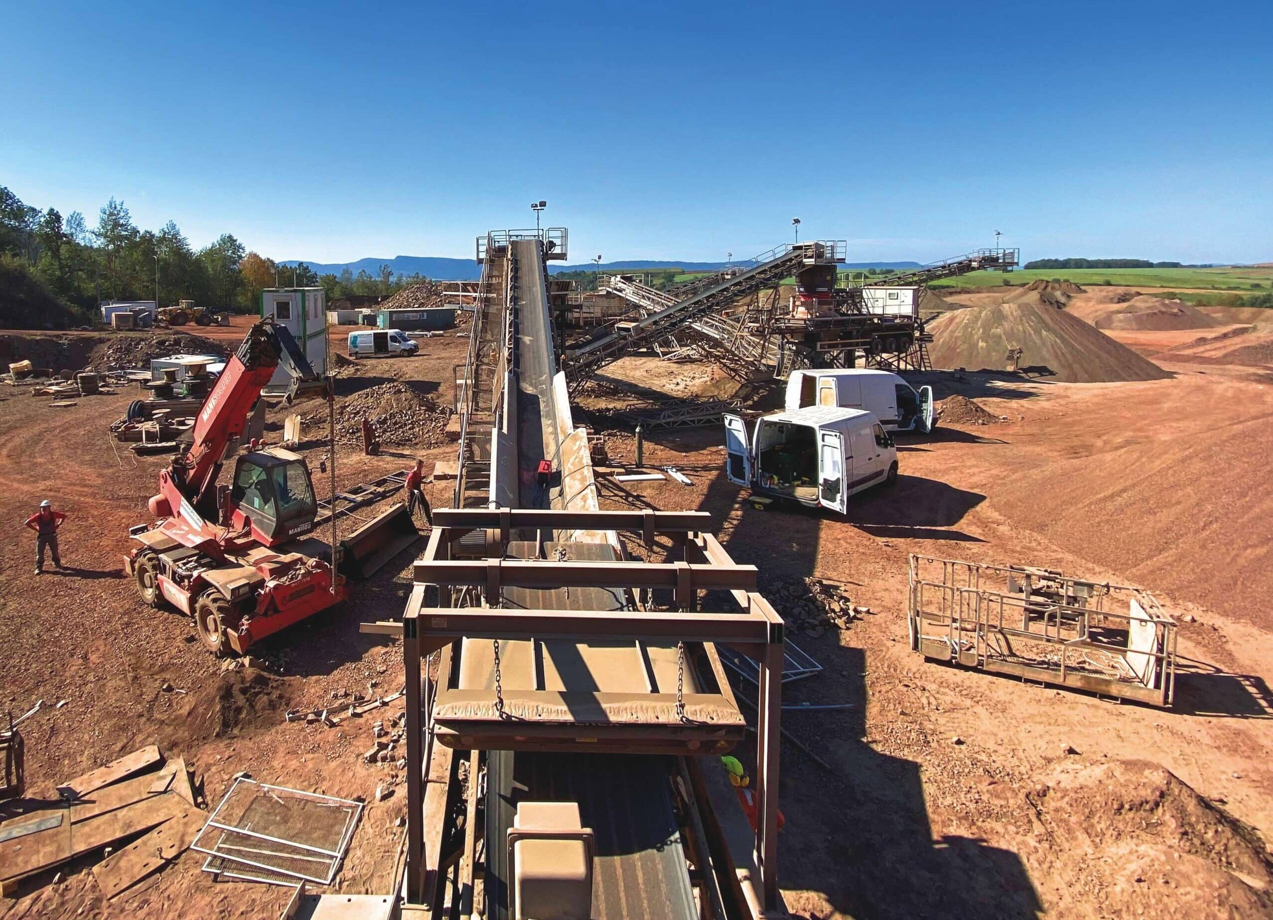 VEGA remote sensing at REGNARS basalt quarry: safety and control gains for engineers