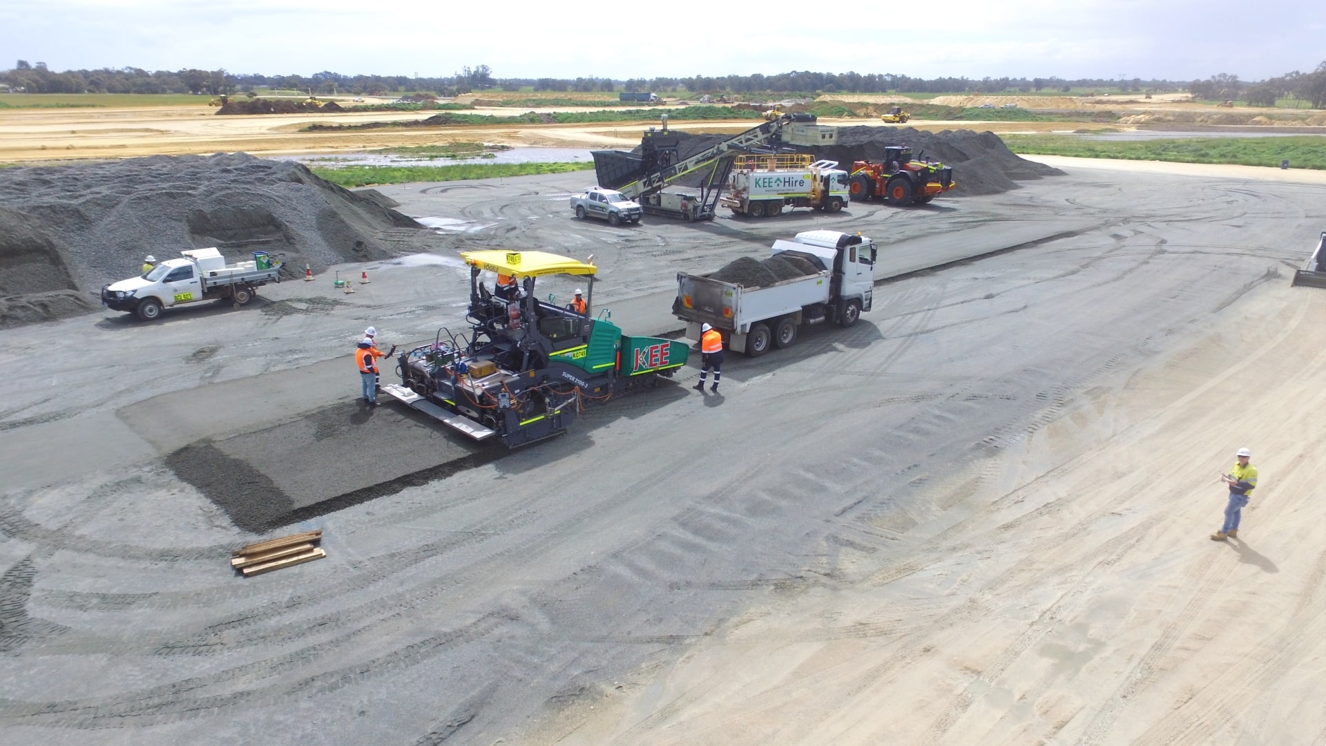 STRABAG–KEE Surfacing acquisition: supply chain and delivery notes for road engineers